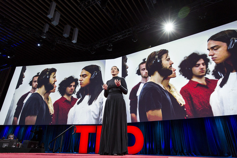 Arte e territori, Marina Abramovic